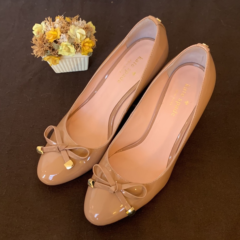 Kate Spade ♠️ Kacey wedge size 7.5